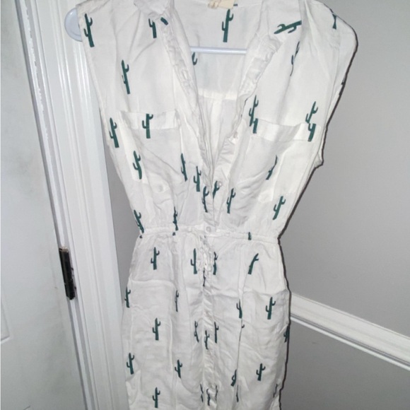 White Romper with Cactus Print - Picture 2 of 3